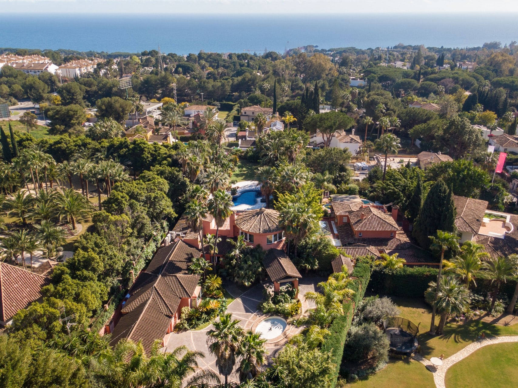 4 Bedroom Villa for Sale in Nagüeles, Marbella, Marbella - €3,850,000 - 000159