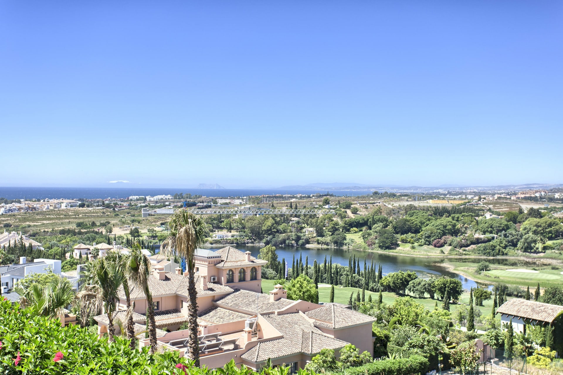 4 Bedroom Villa for Sale in Los Flamingos, Marbella - €2,630,000 - 000217