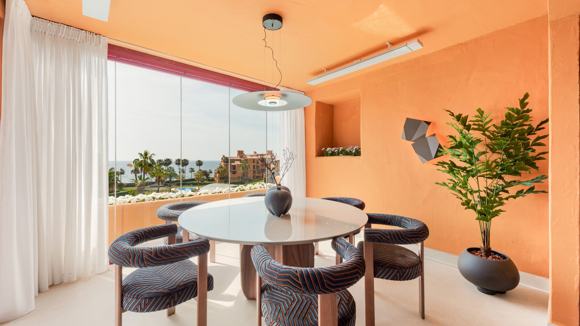 3 Bedroom Apartment for Sale in Estepona East - Los Granados del Mar, Marbella - €2,395,000 - 000238