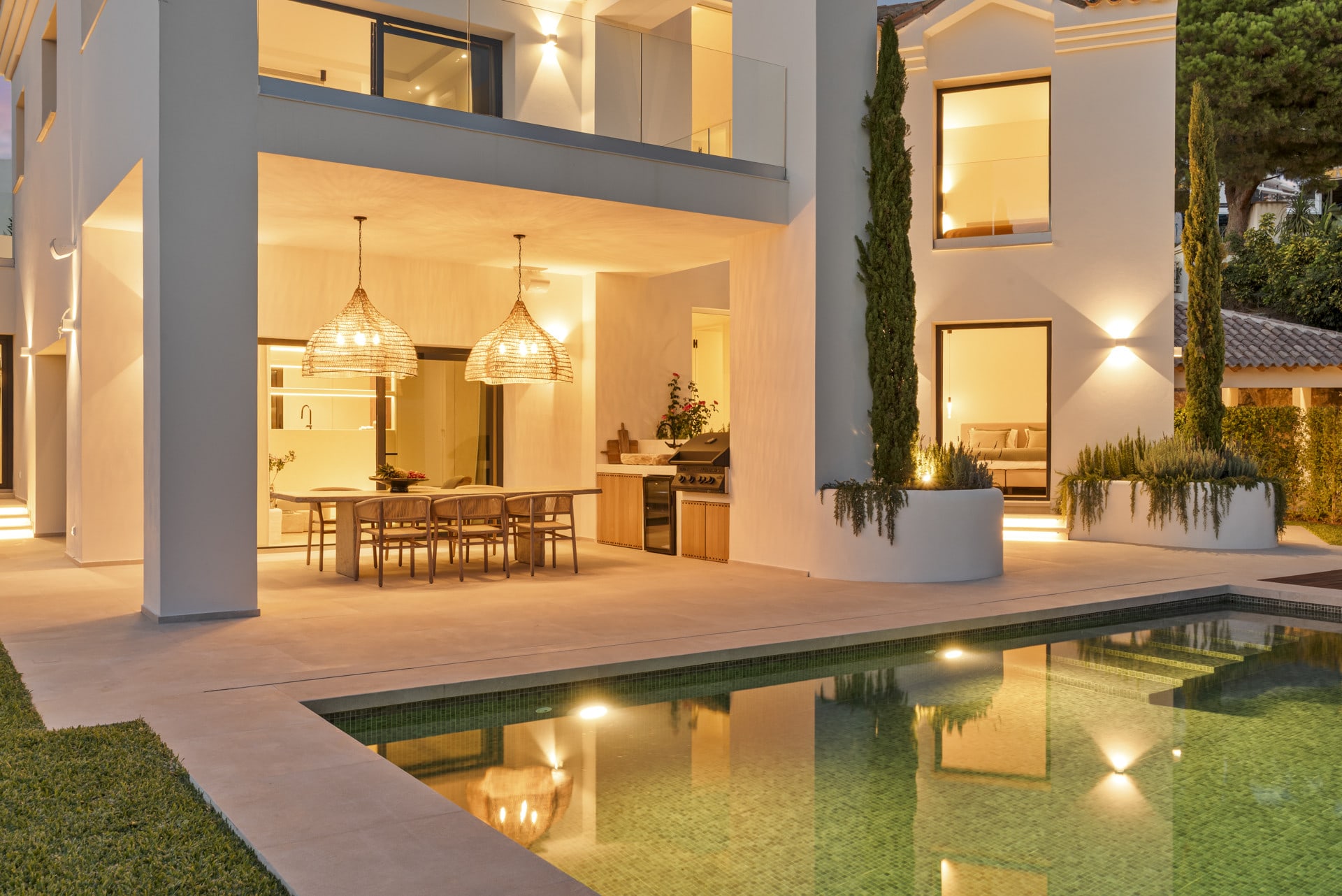 4 Bedroom Villa for Sale in La Alqueria, Marbella - €3,450,000 - 000254