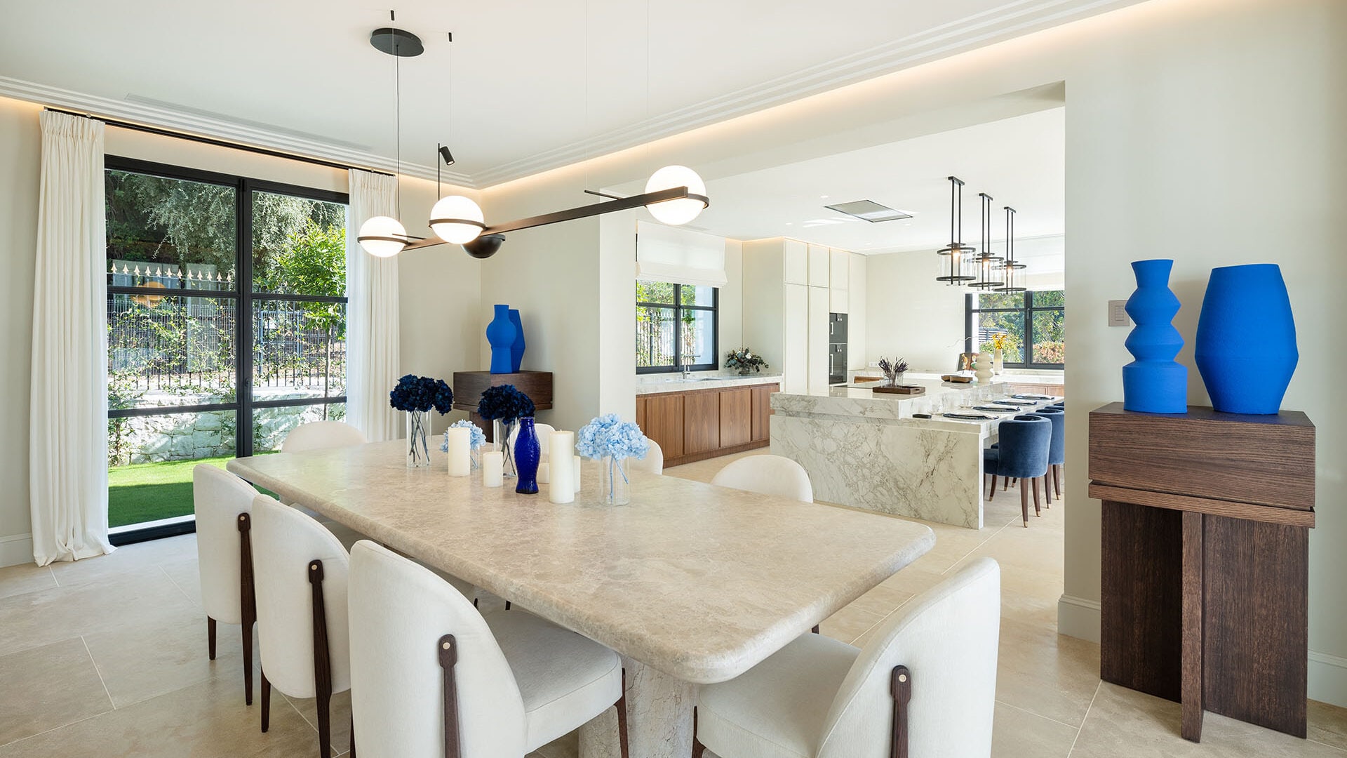 6-bedroom Villa for sale in Cascada de Camoján, Marbella with Private Swimming Pool