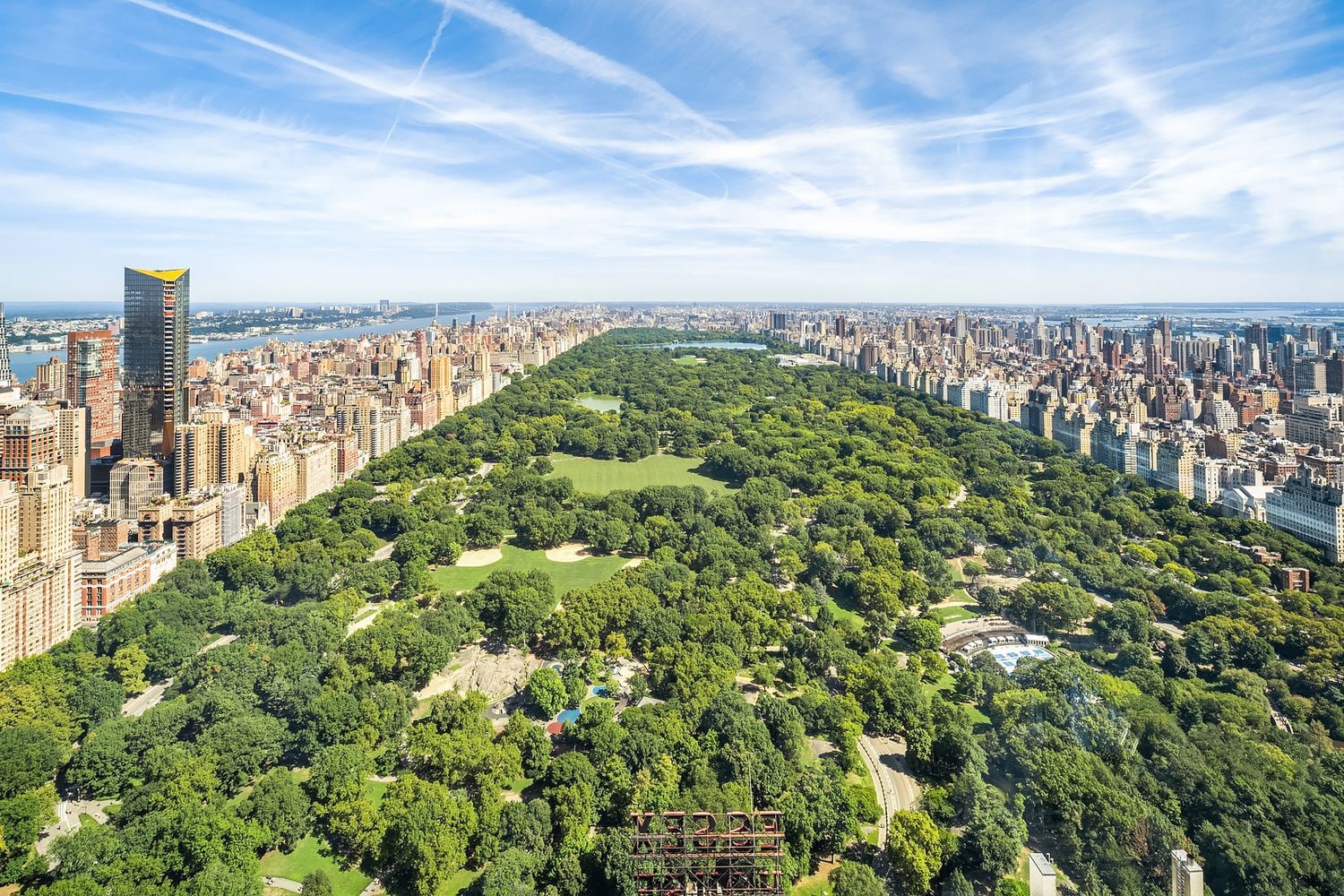 Ultra-Luxury Apartment with 360° views of Central Park in Midtown Manhattan, New York